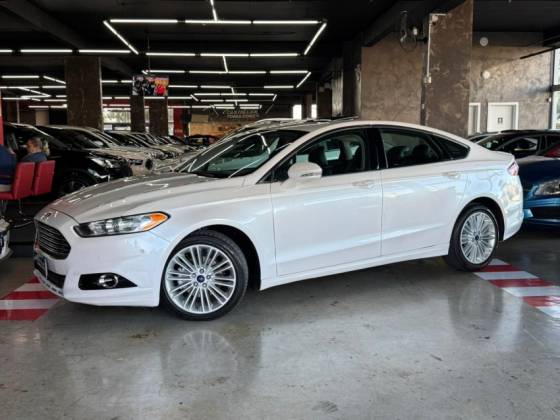 FORD FUSION 2.0 TITANIUM AWD 16V GASOLINA 4P AUTOMÁTICO FORD FUSION 2.0 TITANIUM AWD 16V GASOLINA 4P AUTOMÁTICO